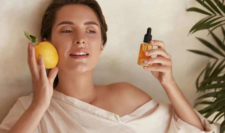 8 vitamins for skin care Complete with all the nutrients that young skin needs.